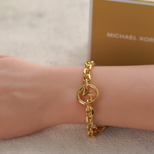 اسوارة michael kors