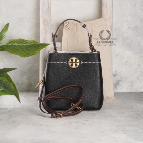 شنطة tory burch