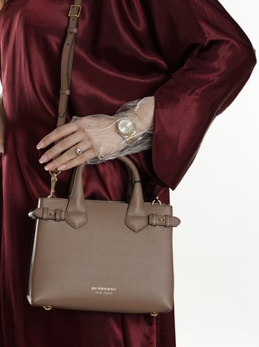 شنطة burberry