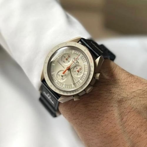 ساعة omega & swatch