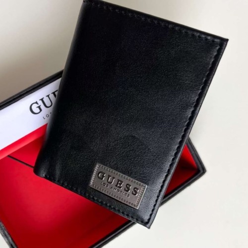 محفظة guess