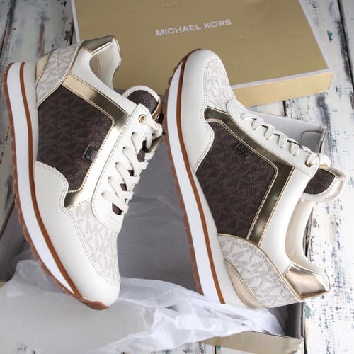 حذاء michael kors