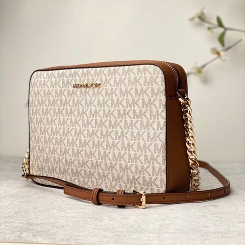 شنطة michael kors