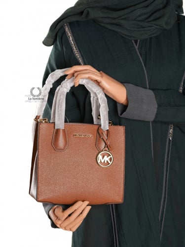 شنطة michael kors