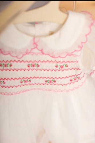 فستان تطريز سموك