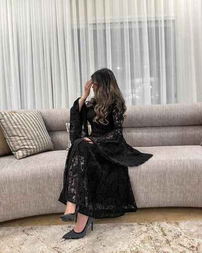 فستان دانتيل