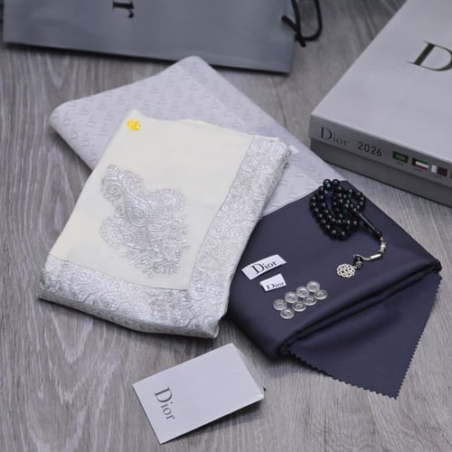 بكج الشتاء الفاخر 2026 – قماش ديور شتوي + شال كشمي...