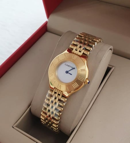 ساعة كارتير نسائي – درجة أولى بجودة عالية مع تغليف...