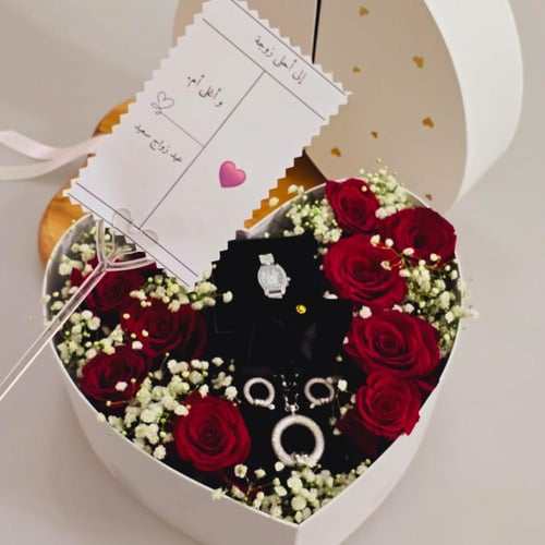 هدية نسائية فخمة (ساعة بتصميم كارتير مع اكسسوار بف...