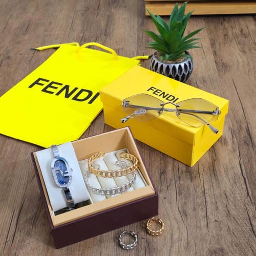 طقم هدايا فندي النسائي – نظارة وساعة