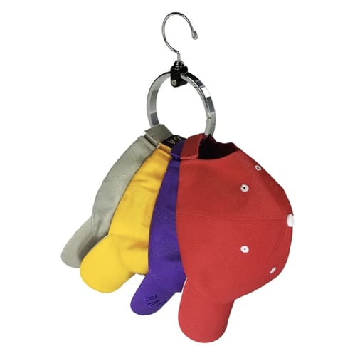 علاقة تنظيم الملابس والإكسسورات متعددة الاستخدامات