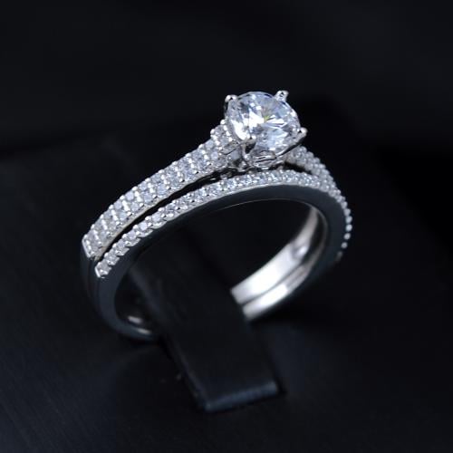 خاتم توينز بفصوص الزركون فضي من رامس