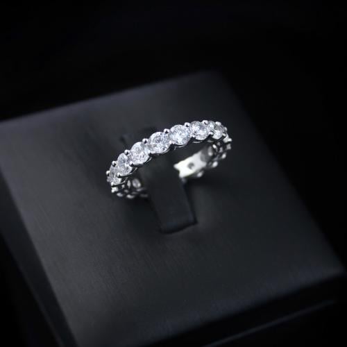 دبلة بفصوص الزركون فضي من رامس