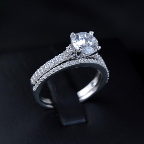 خاتم توينز بفصوص الزركون فضي من رامس