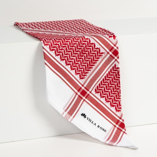 شماغ فيلا روز أحمر كلاسيك انجليزي 2025