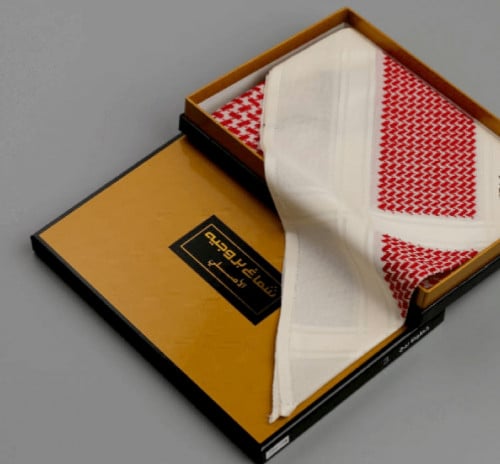 شماغ بروجيه شبابي سيجنتشر احمر وبيج دم الغزال