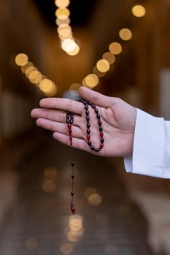 مسبحة فاتوران نواعم أسود وعنابي معرق 33 خرزة (F413...