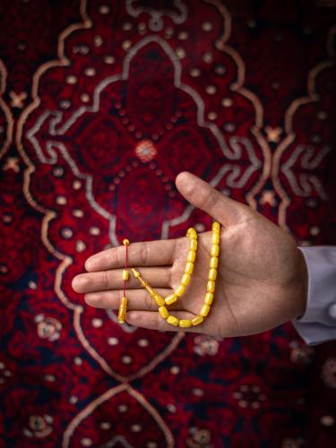 مسبحة فاتوران صب جديد نواعم أصفر زاهي قصة برميلي ب...