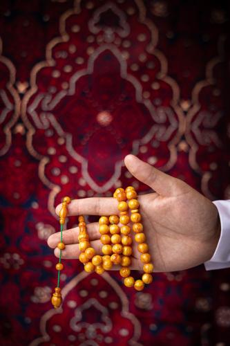 مسبحة فاتوران معرق بخيط أخضر 45 خرزة (F601)