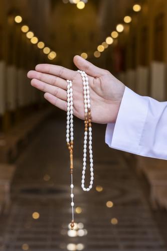 مسبحة عظم وكوك طبيعي 99 خرزة (M105) | تصميم ناعم و...