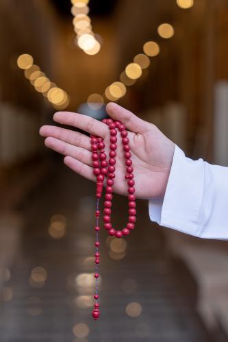 مسبحة مرجان صناعي (M153) | لون أحمر 51 خرزة (وزن ر...