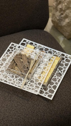 طقم العيد يحتوي على صينية شوكلت ومبخره وصينية عود