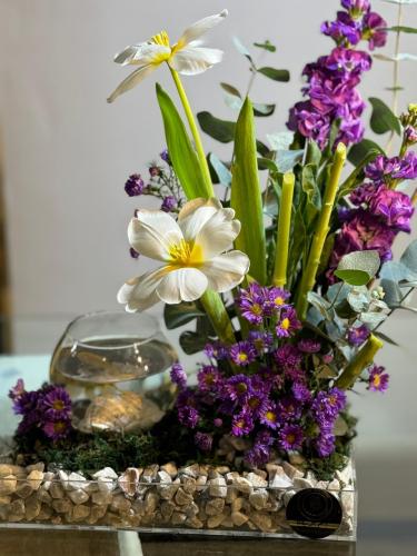 فازة سمك مع ورد