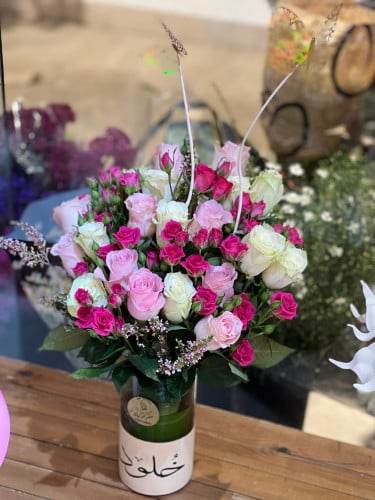 فازة طبيعي مع اسم