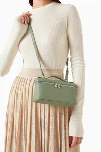 حقائب Loro Piana