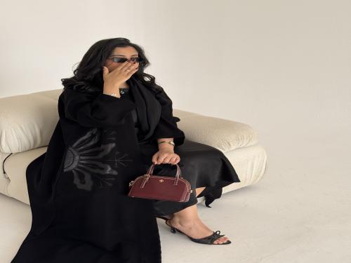 عباية قصه عاديه قماش سراميك