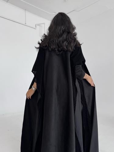 Chamois abaya with velvet trim (immediate delivery)