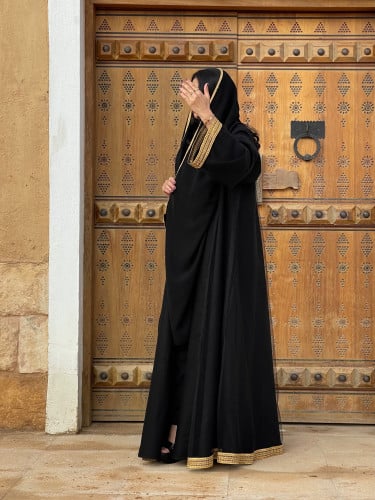 Linen abaya and talo