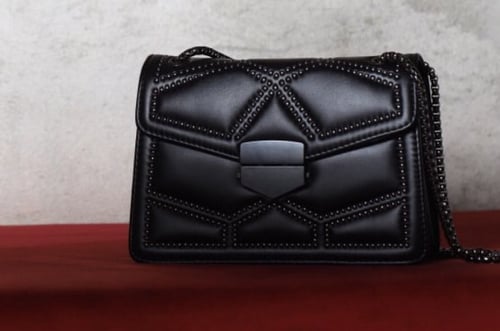 حقيبة مستطيلة