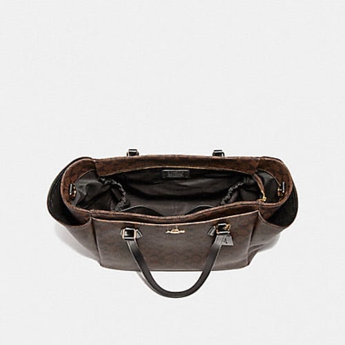 حقيبة اطفال كبيرة من كوتش