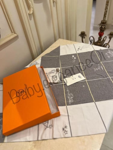 مفرش مواليد