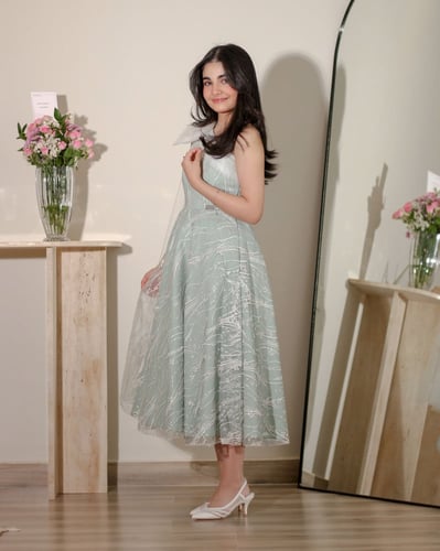 فستان تيفاني مطرز