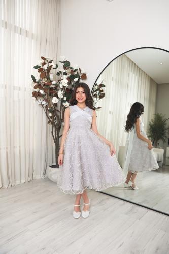 فستان رمادي مميز