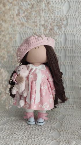 الدمية شادن