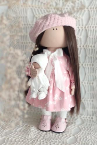 الدمية شادن كبير