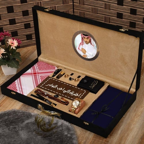 عرض صيفي من ماركة جورجيو ارماني