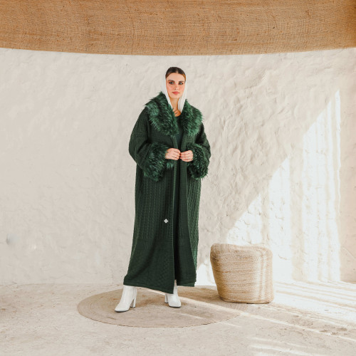 Oilcloth wool abaya with natural fur