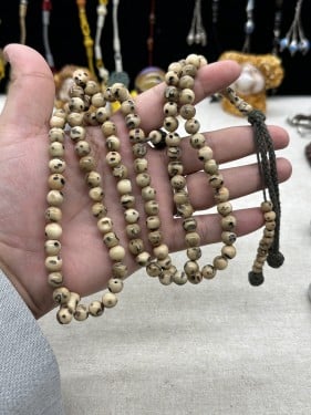 خشب عود الصليب المغربي 99 خرزه بعداد 11 مل