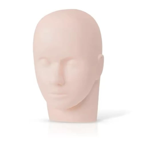 مانيكان مكياج