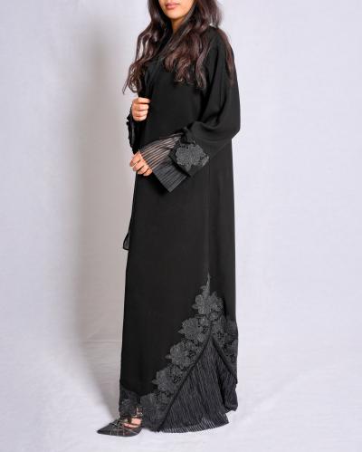 The distinguished abaya