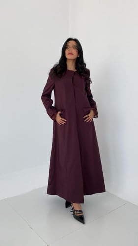 عباية بليزر بأكمام مزينة بالدانتيل بألامكان تغيير...