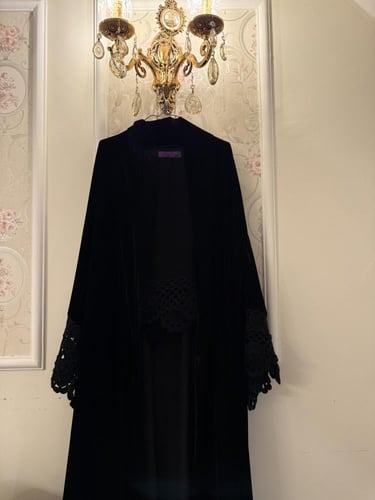 عباية بشت مخمل