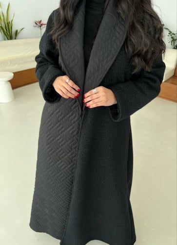 عباية شتوية بتصميم جاكيت