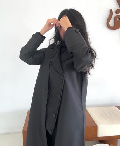 عباية شتوية بتصميم راقي من الديباج والتفتة