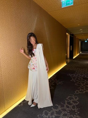 ‏فستان من قطعتين مع تنورة كلوش