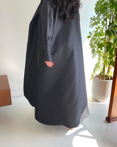 عباية شتوية بتصميم راقي من الديباج والتفتة